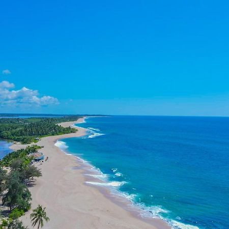 Marakolliya Beach Resort タンガラ エクステリア 写真