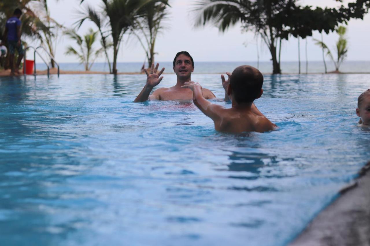 Marakolliya Beach Resort タンガラ エクステリア 写真