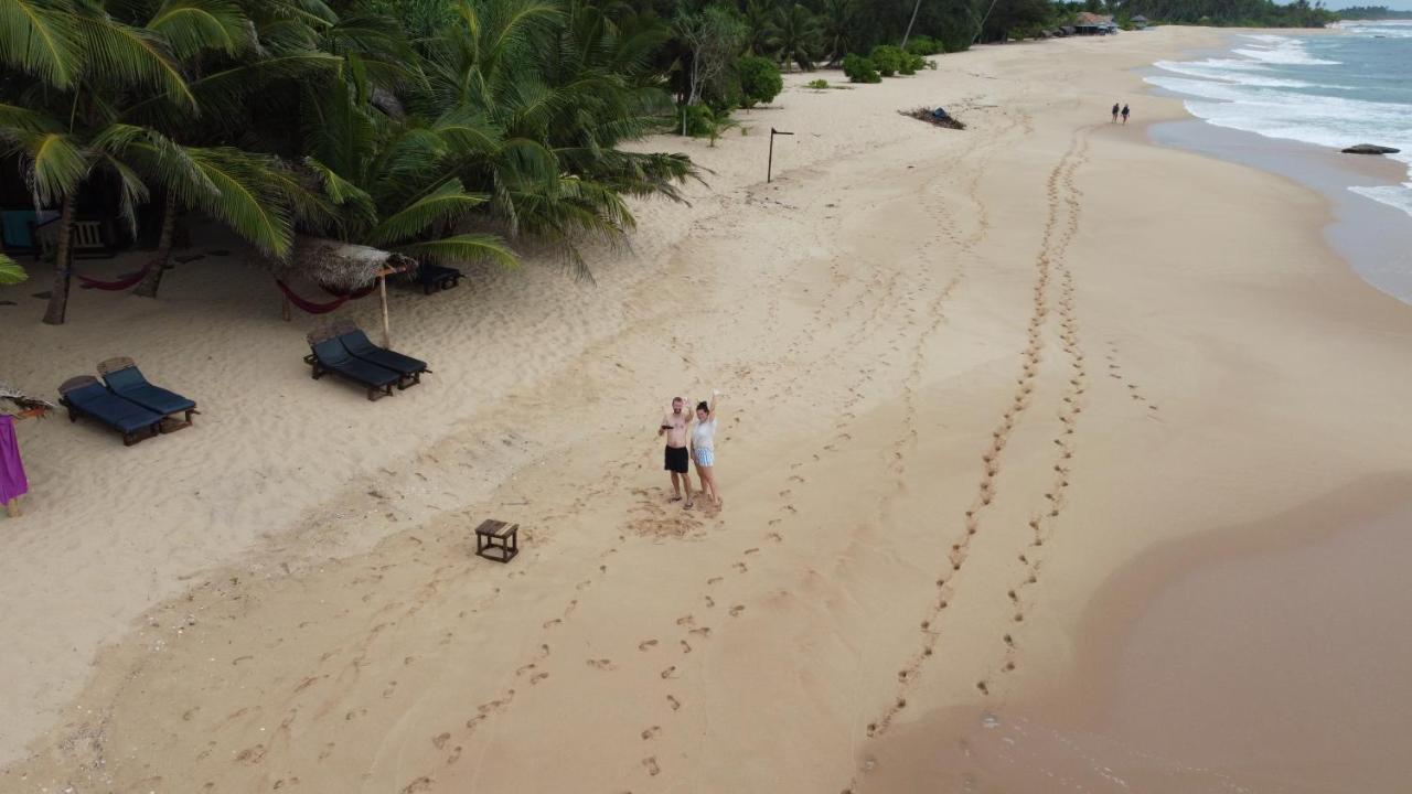 Marakolliya Beach Resort タンガラ エクステリア 写真