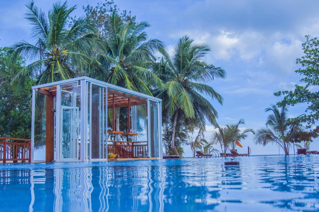 Marakolliya Beach Resort タンガラ エクステリア 写真