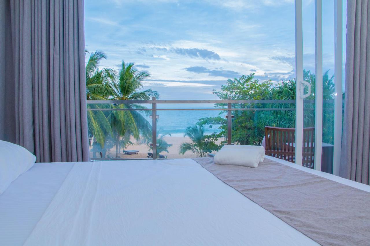 Marakolliya Beach Resort タンガラ エクステリア 写真