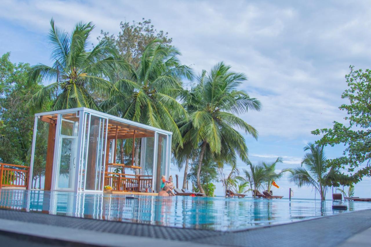 Marakolliya Beach Resort タンガラ エクステリア 写真