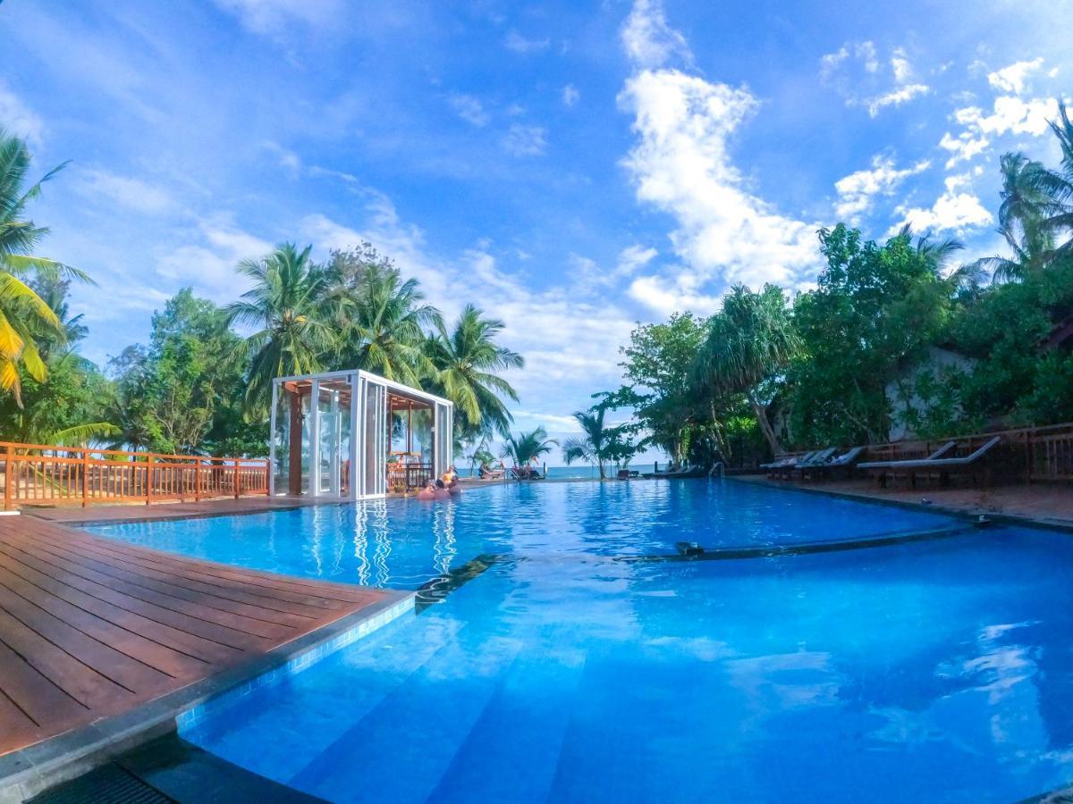 Marakolliya Beach Resort タンガラ エクステリア 写真
