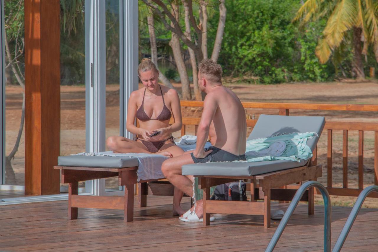 Marakolliya Beach Resort タンガラ エクステリア 写真